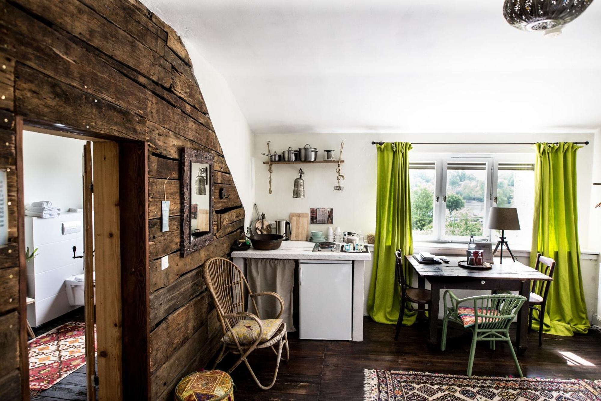 Liegen;Schaft Guesthouse Oestrich-Winkel Habitación foto